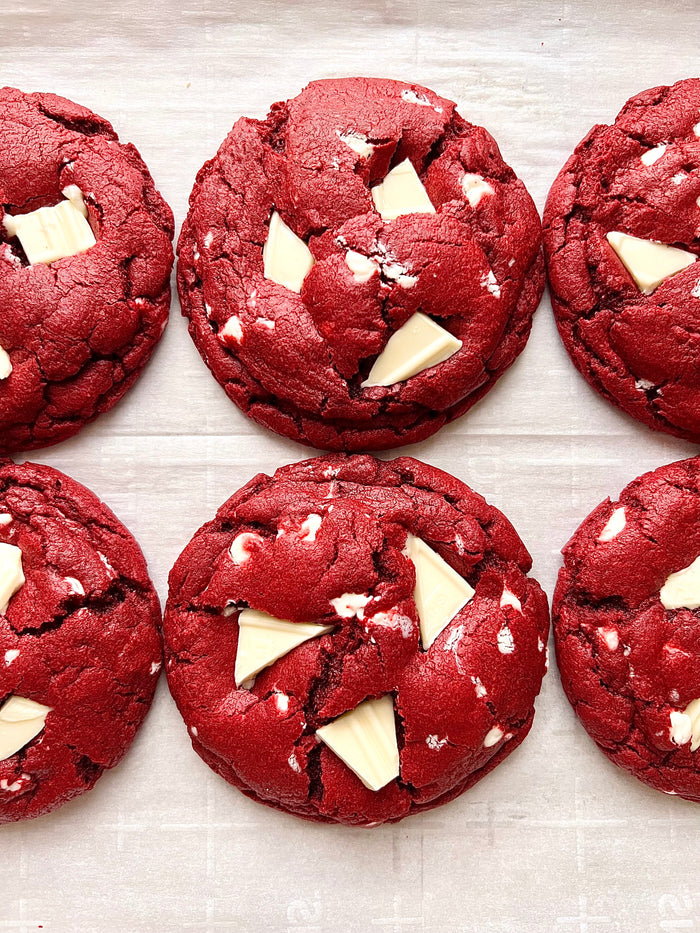 Red Velvet Cheesecake Cookies — bakery product image 1