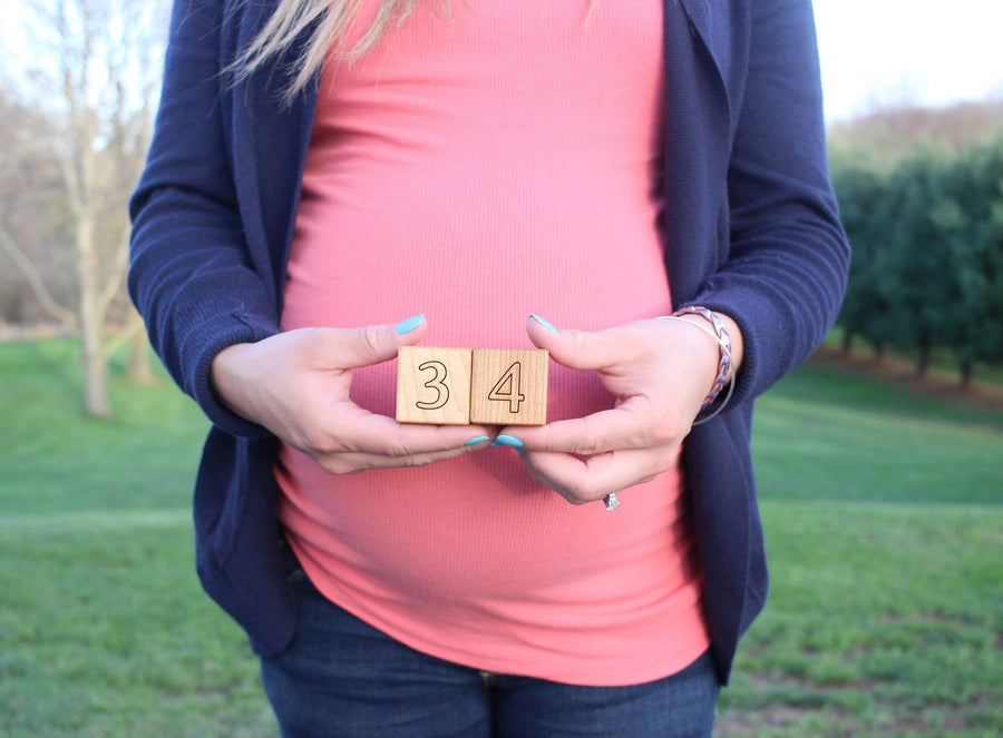 Pregnancy & Baby Milestone Blocks: 16-Piece Maple Set
