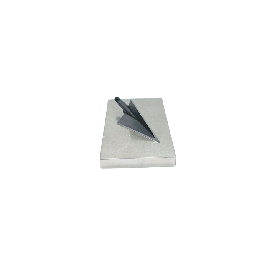 Compact diamond stone with a broadhead on top