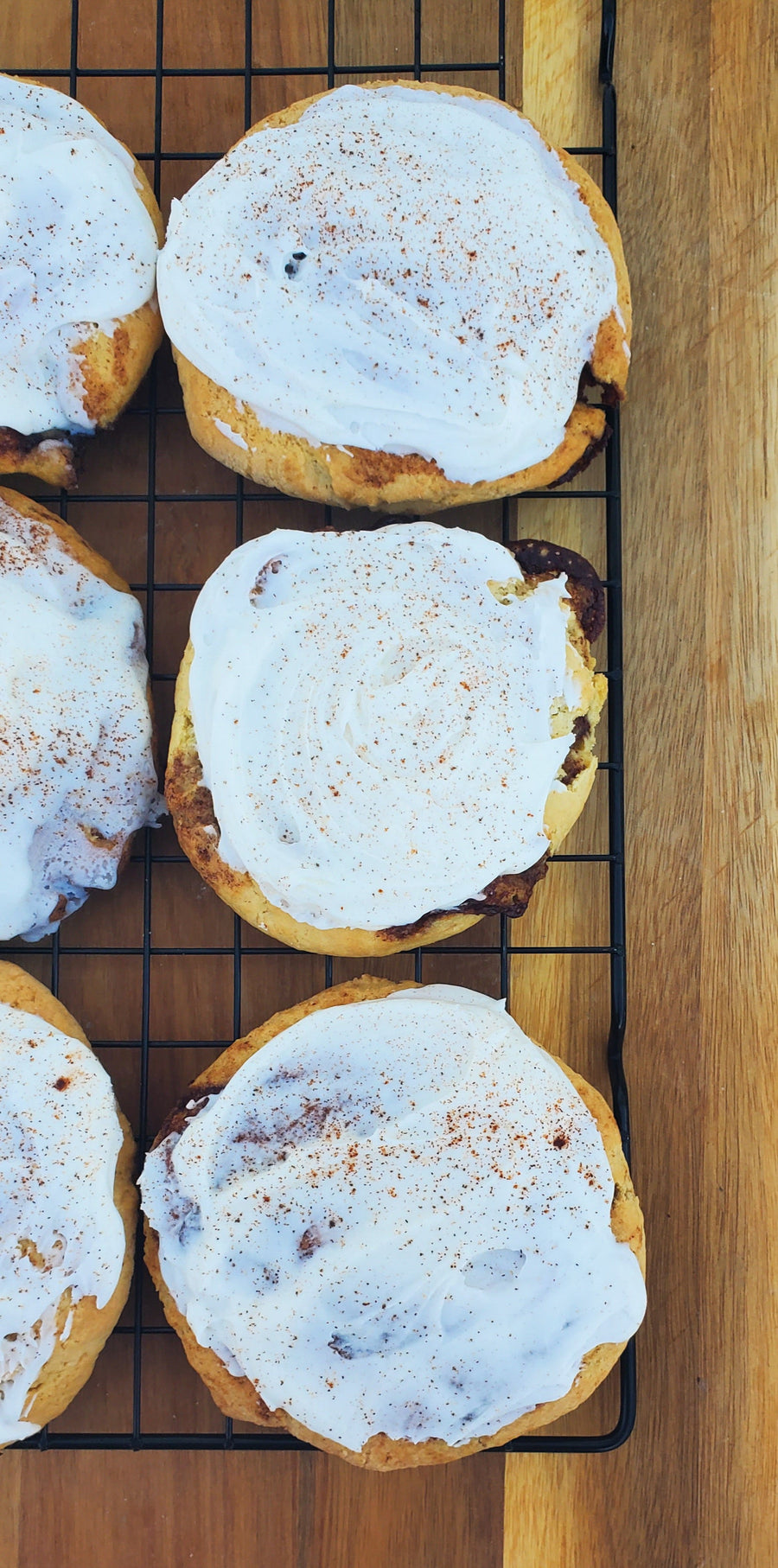 Cinnamon Roll - product image 3