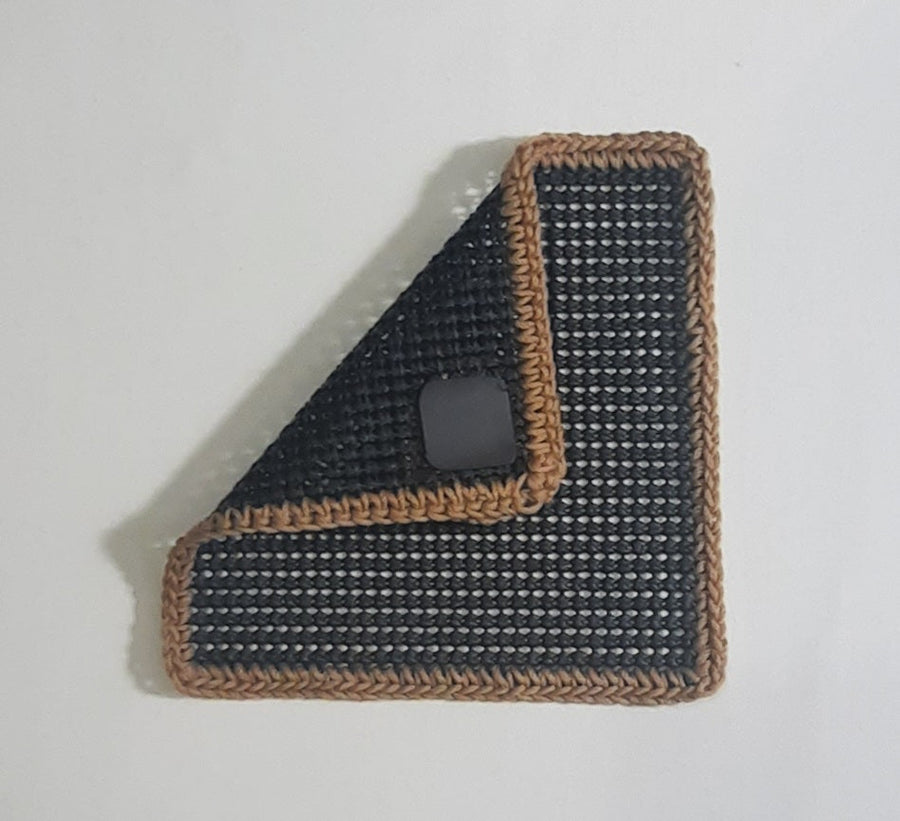 Black & Tan Magnetic Jar Gripper, folded panel showing rear magnet