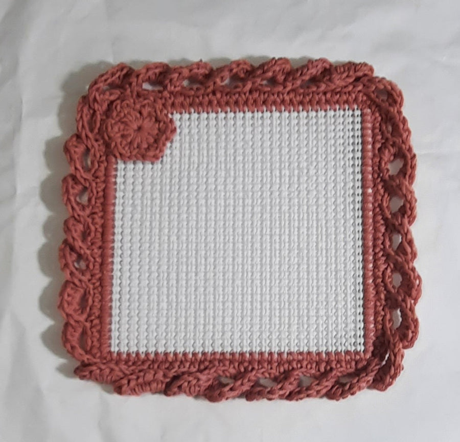Rose & White Ruffle Magnetic Jar Gripper, flat textured panel with crocheted edge