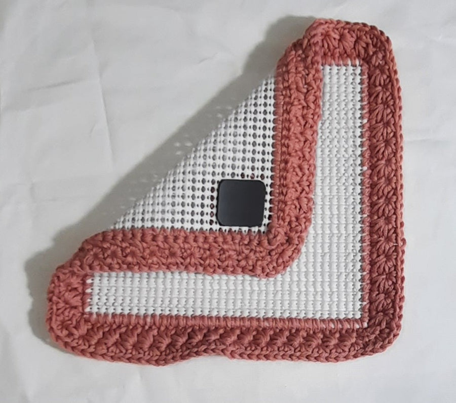 Rose & White Magnetic Jar Gripper, folded panel showing rear magnet