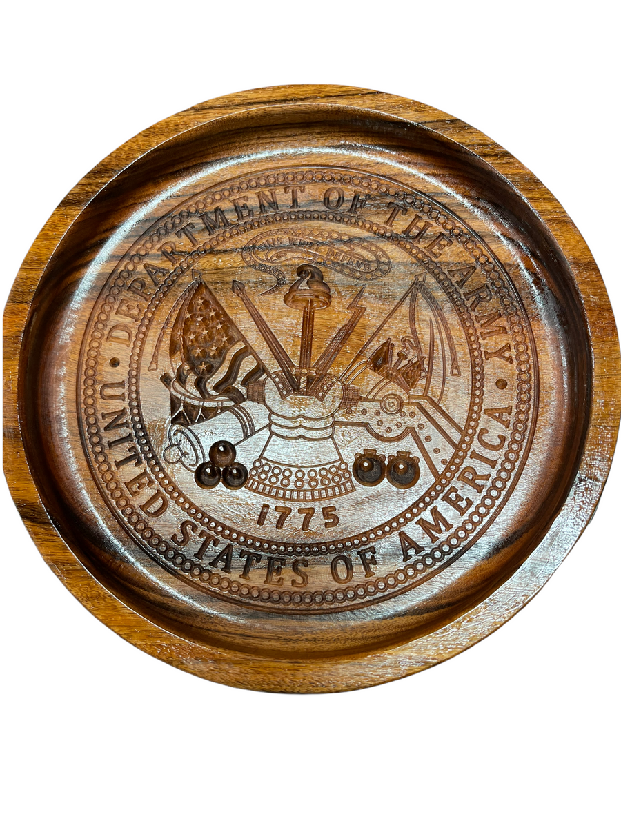 Round tray with Army seal engraving