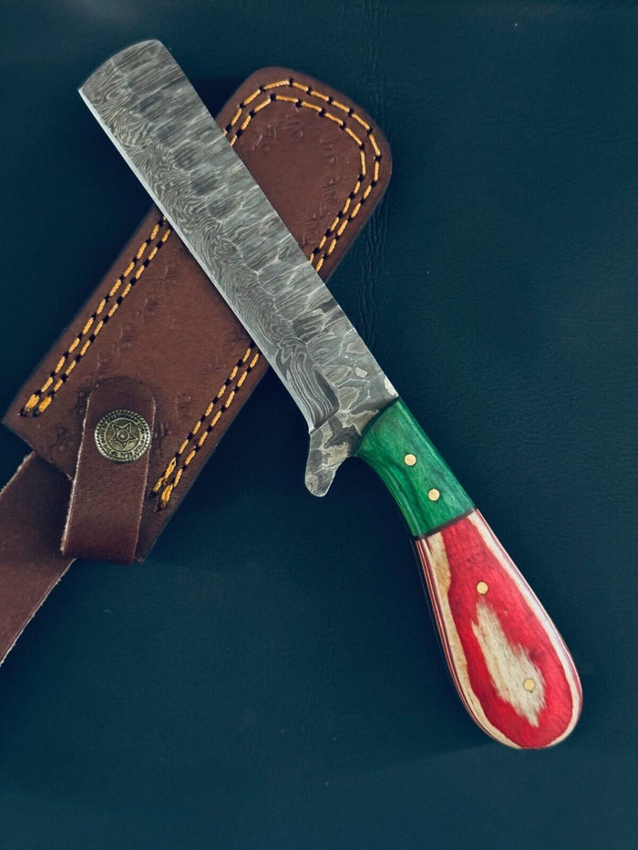 Bull Cutter Handmade Damascus Steel Knife with Pakkawood Handle