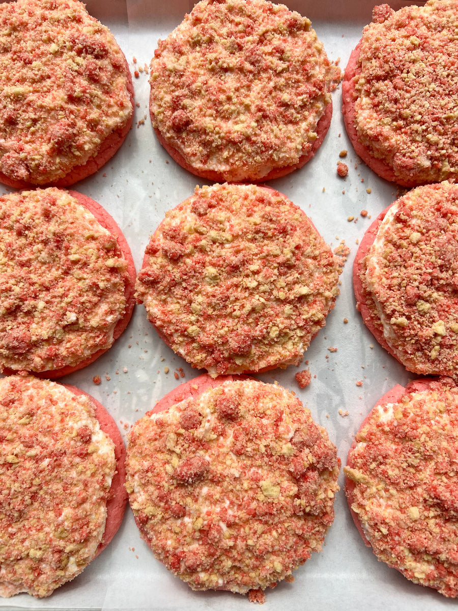 Strawberry Crunch Cookies — bakery product image 1