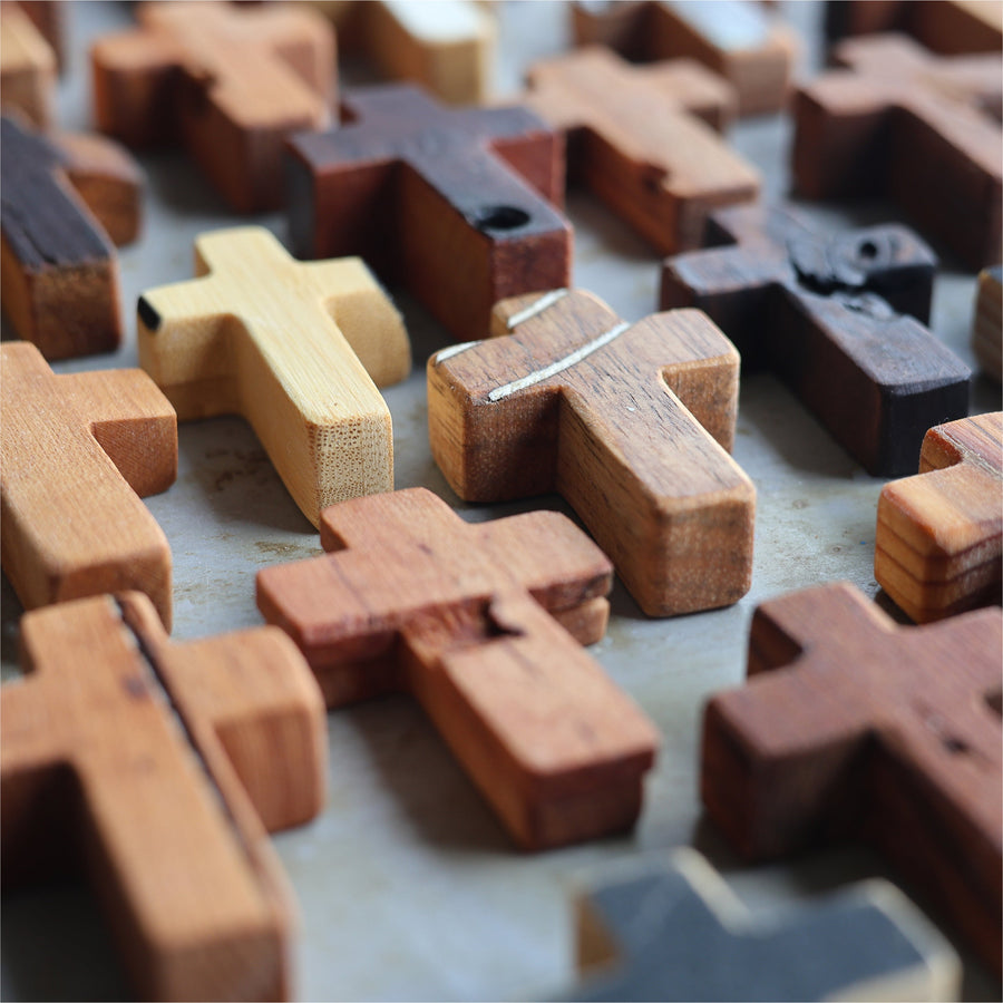 Rugged Pocket Crosses