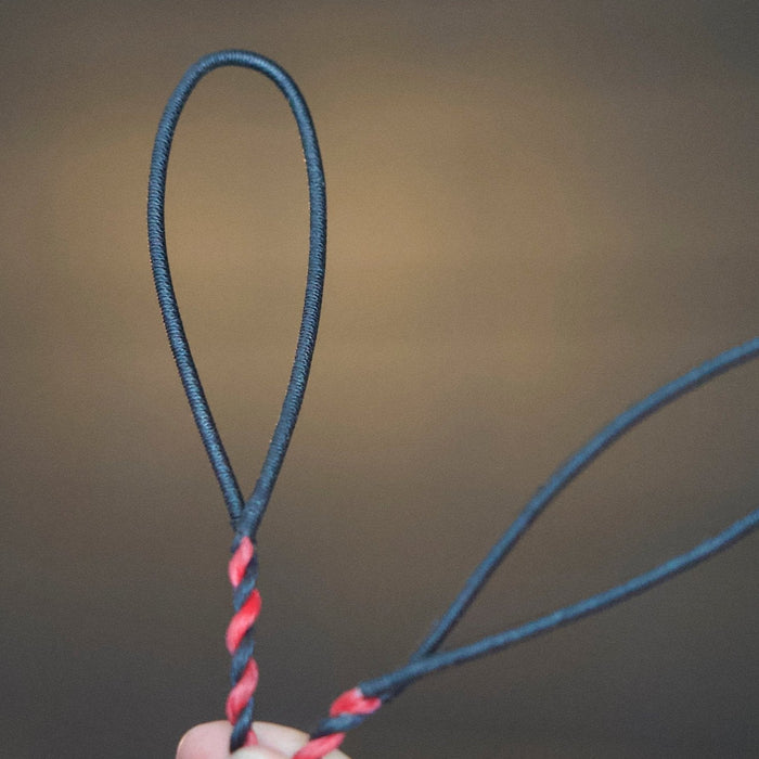 Horse Bow Flemish Twist Bowstring — large bowstring loop close-up
