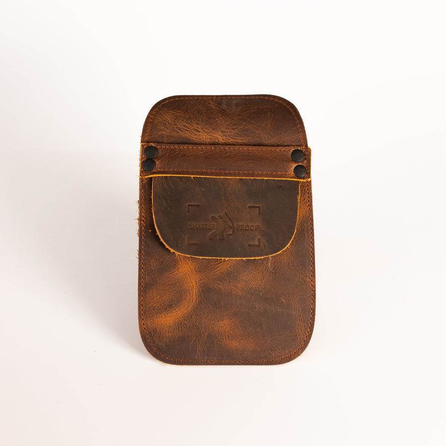 Leather Pocket Arrow Quiver — front view of leather pocket quiver