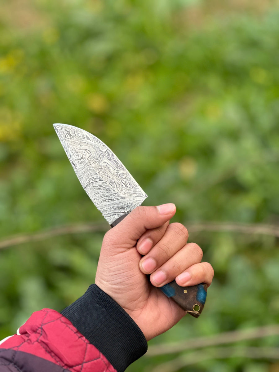 Gutting Knives – 10" Handmade Damascus Steel Hunting Knife with Rosewood or Resin Handle & Leather Sheath