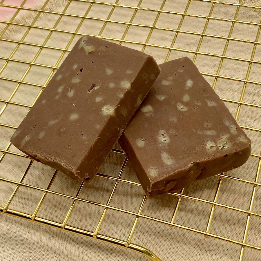 Handmade English Toffee Fudge – product image 2 of 2 at buyamerican.mom