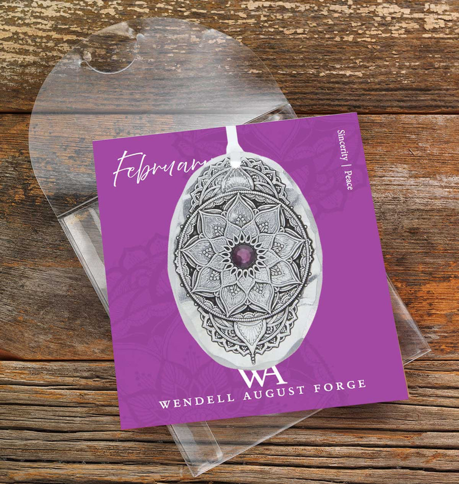 Gift packaging display for Birthstone crystal ornament