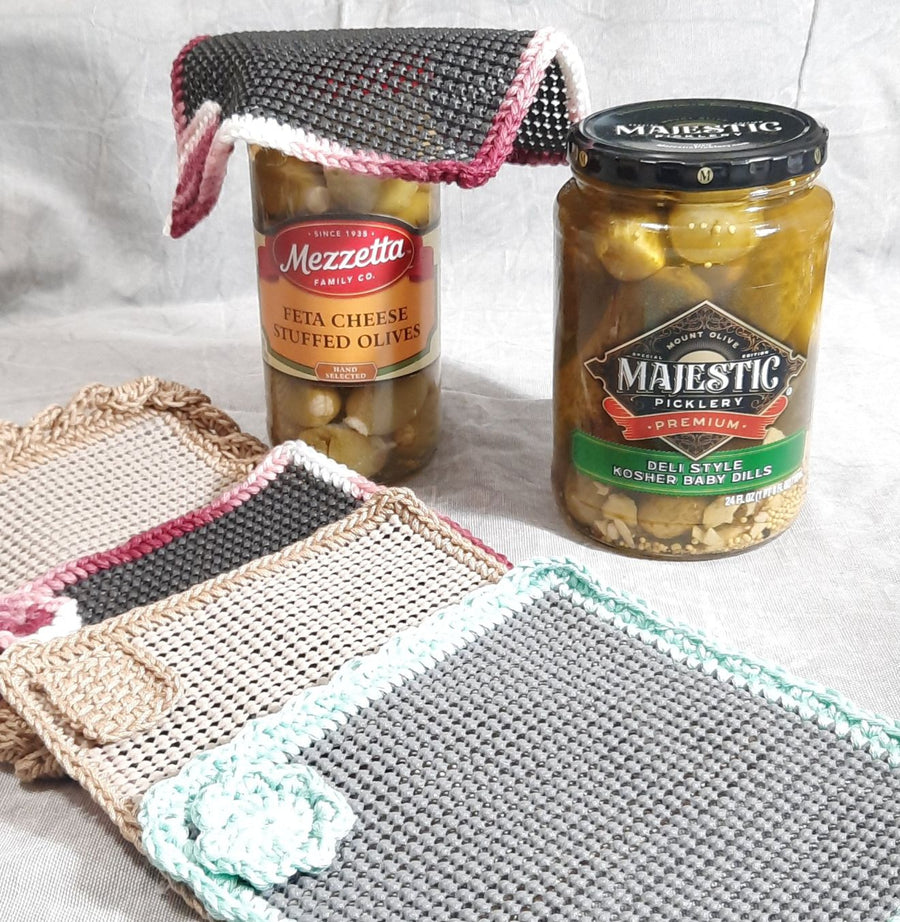 Example grippers beside food jars; display props shown