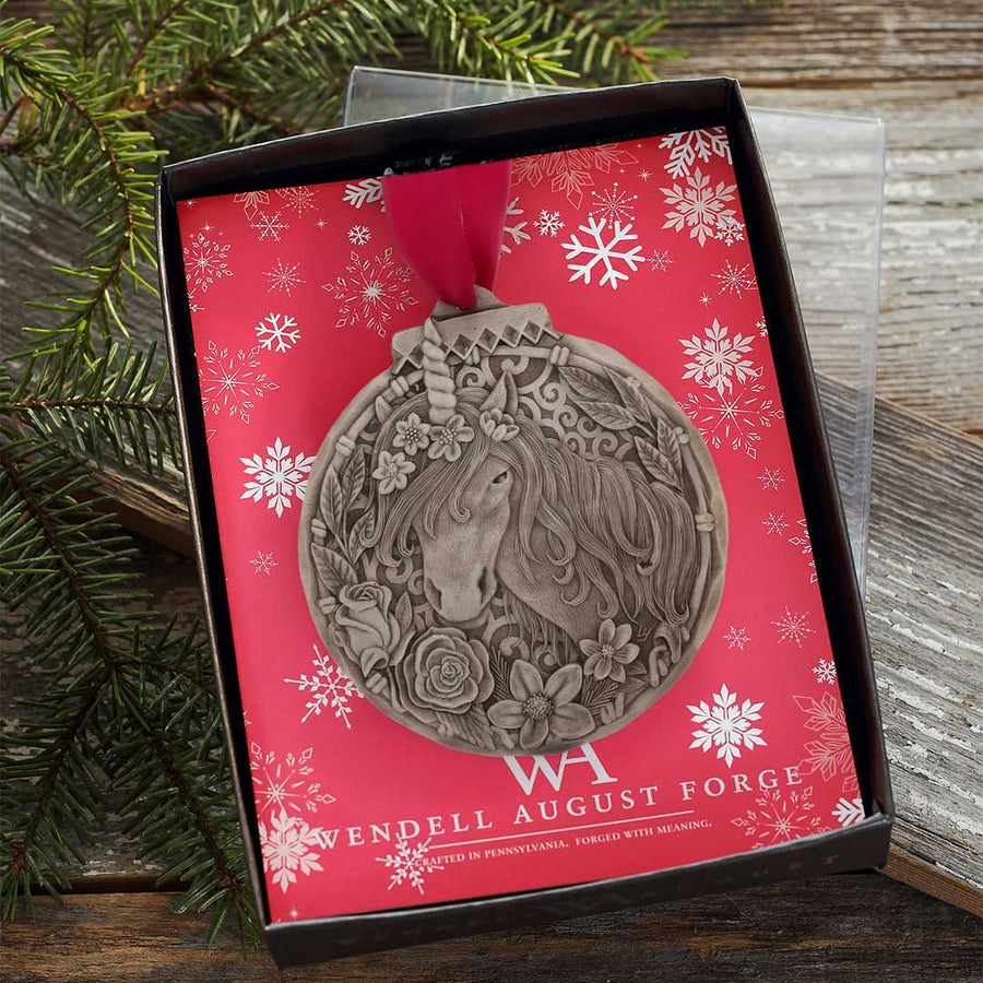 Gift packaging display for Magical Unicorn Ornament