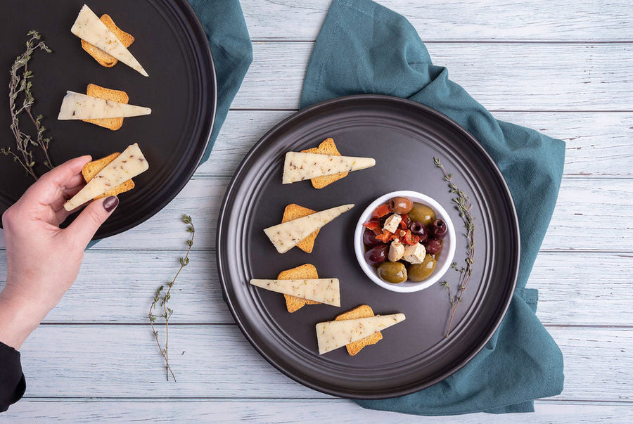 Mediterranean Cheddar – product image 4