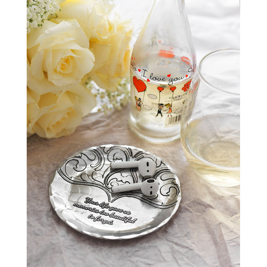Styled display featuring Beautiful Memories Coaster
