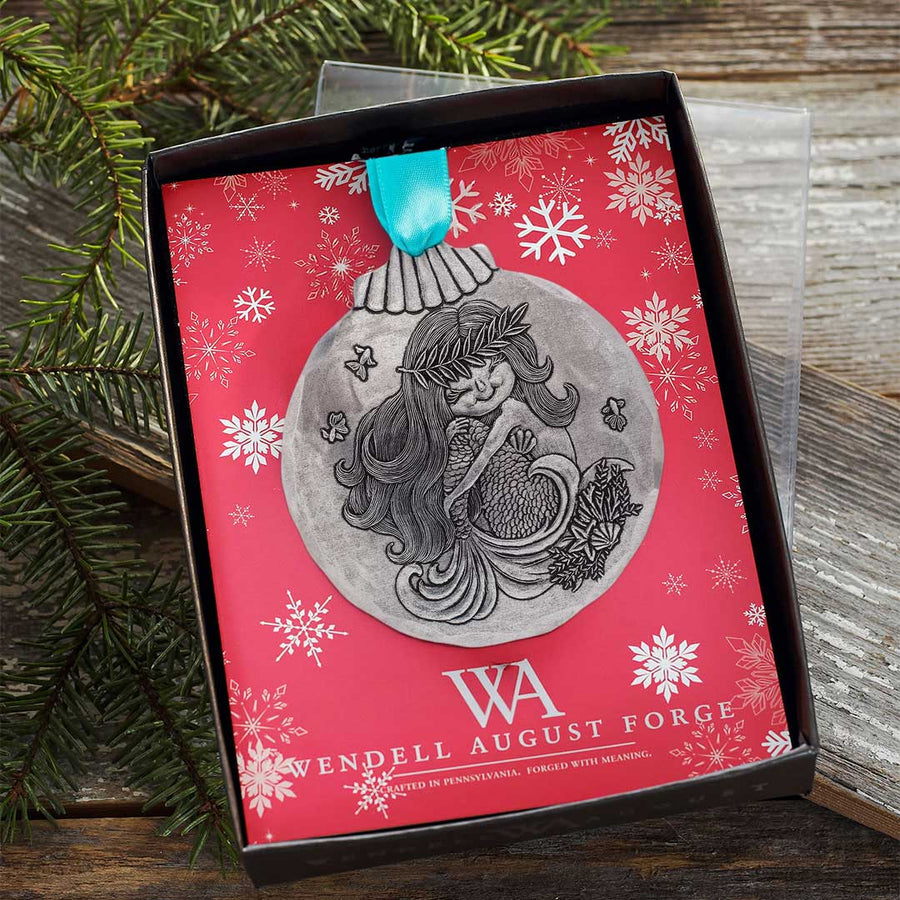 Gift packaging display for Mermaid Magic Ornament