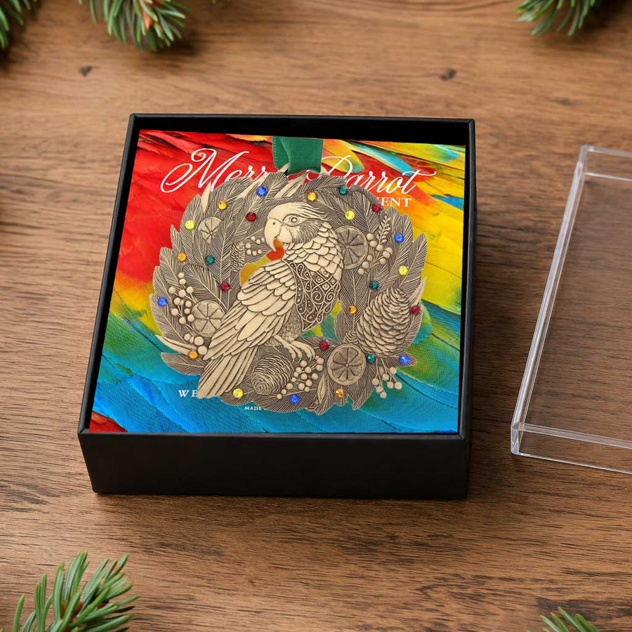 Gift packaging display for Merry Parrot Ornament with Crystals