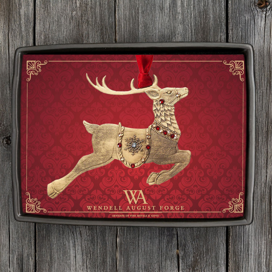 Gift packaging display for Merry Reindeer Ornament