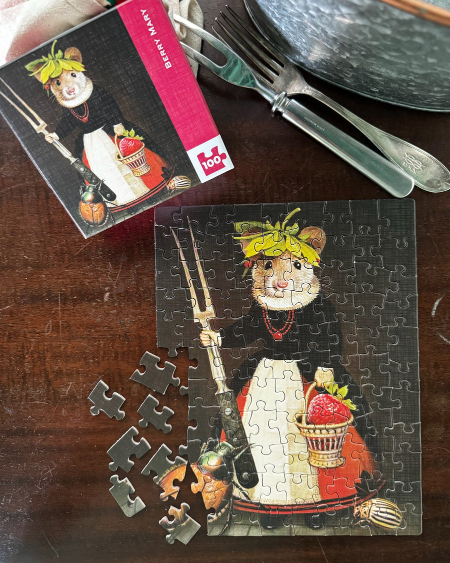 Berry Mary Mini puzzle and box with loose pieces
