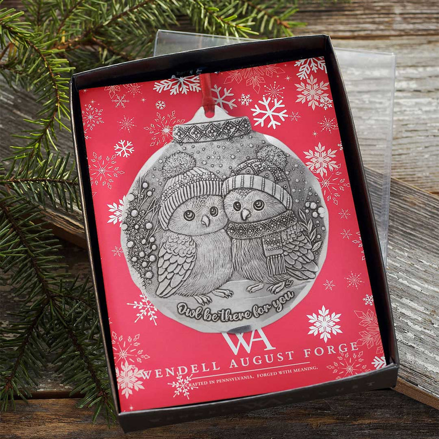 Gift packaging display for Owl Be There for You Ornament