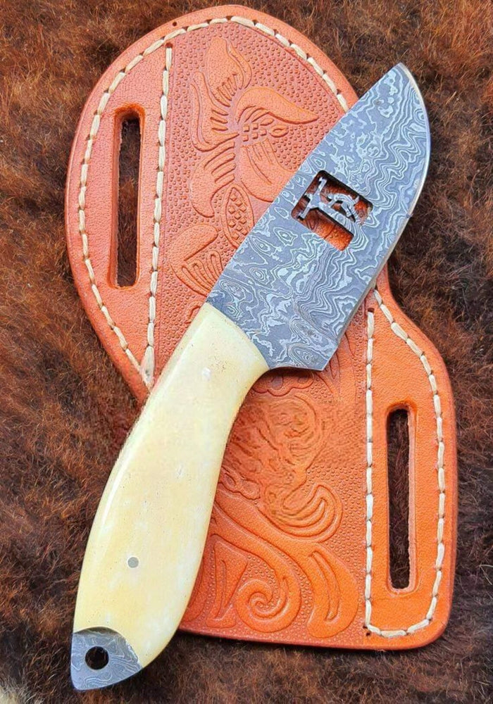 Cowboy Bull Cutter Knives – Custom Handmade Damascus Steel with Camel Bone Handle