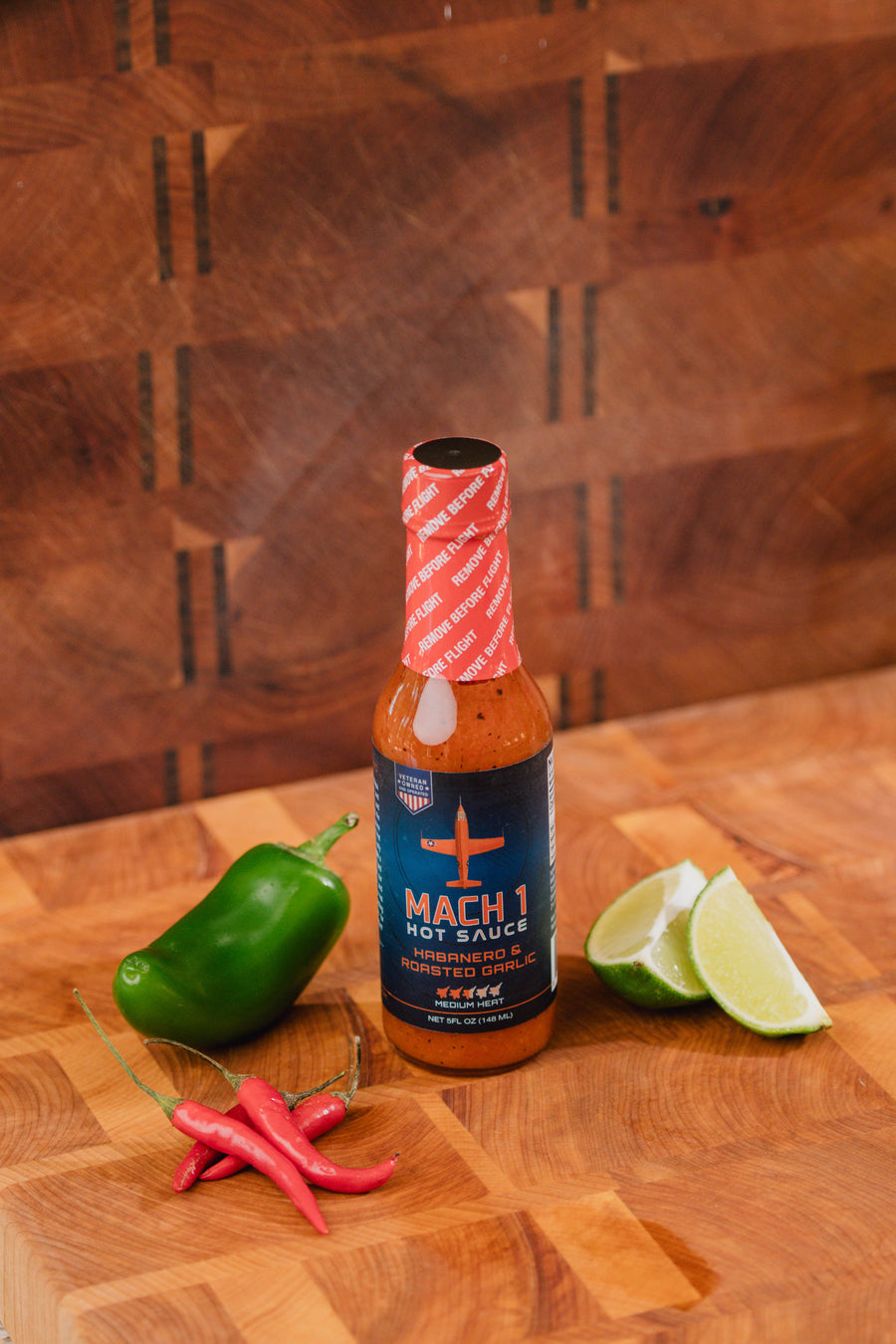 Habanero & Roasted Garlic Hot Sauce – Medium – sauce product image 4