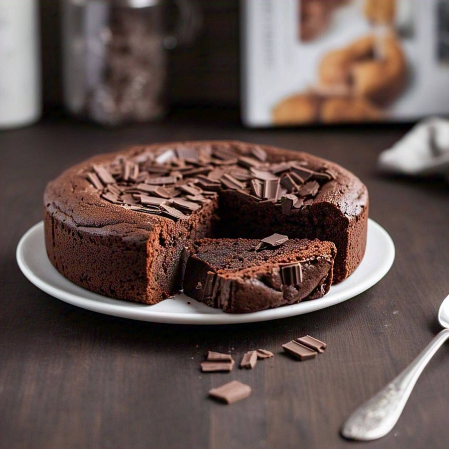 Triple Chocolate Cake, 9-Inch, 2.6 lb