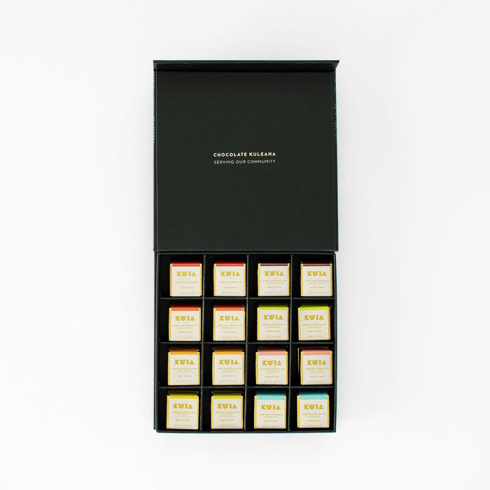 Assorted Dark Milk Chocolate Deluxe Gift Box — product image