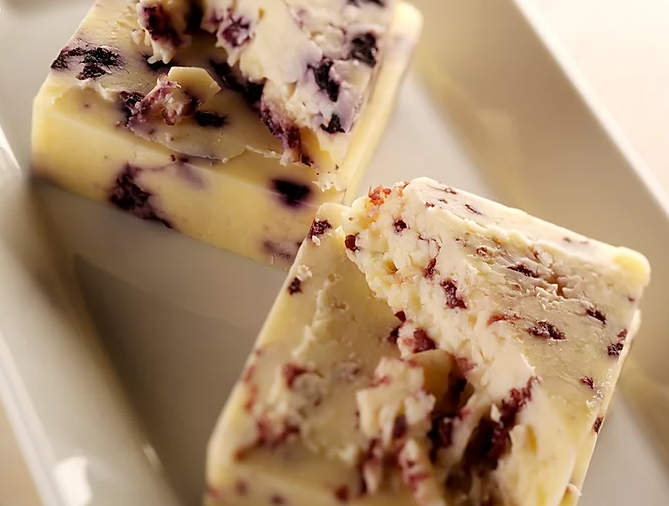 Cranberry Infused Cheddar – product image 3