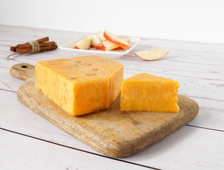 Cinnamon Apple Cheddar – product image 2