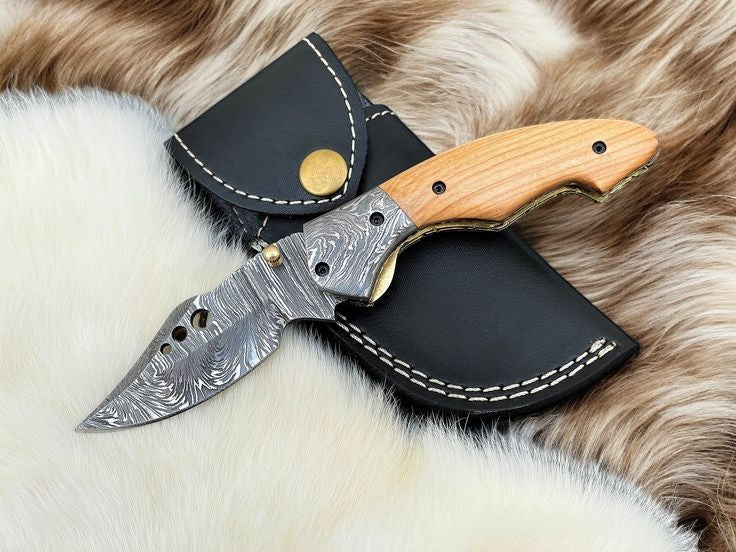 Handmade Damascus Folding Knife | Olivewood Handle
