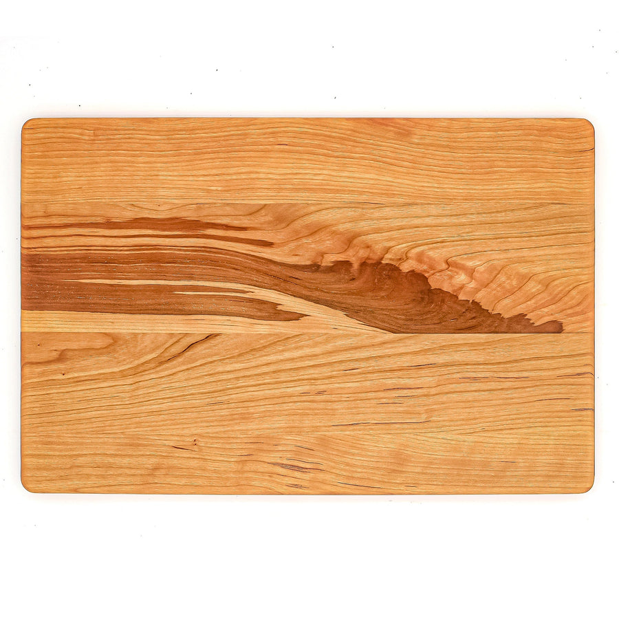 Plain reverse surface of a cherry cutting board