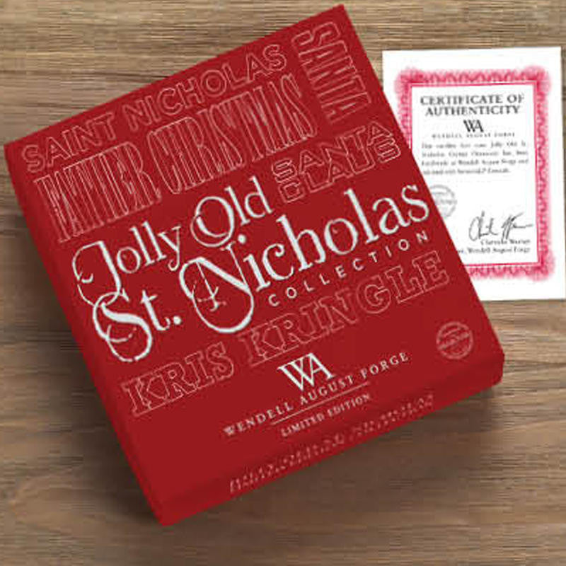 Gift packaging display for Woodland Santa Ornament