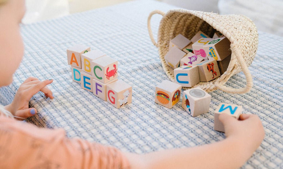 Picture Alphabet Blocks: 26 Colorful Maple Blocks