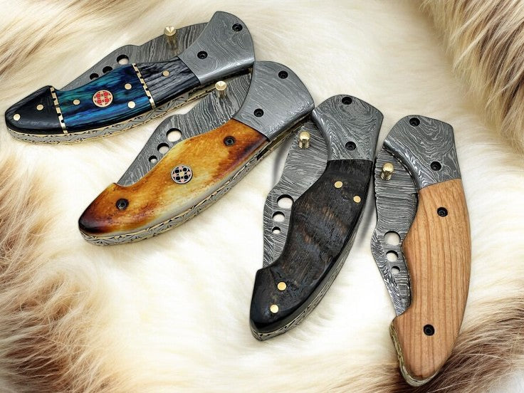 Handmade Damascus Folding Knife | Olivewood Handle