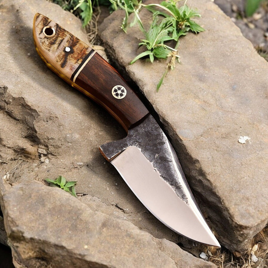 Handmade High-Carbon Steel Hunting Knife – 8" with Sheath