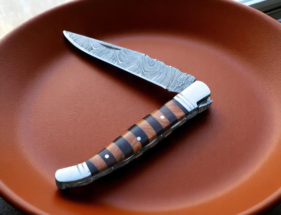 Wood Handle Folding Knife – Damascus Blade
