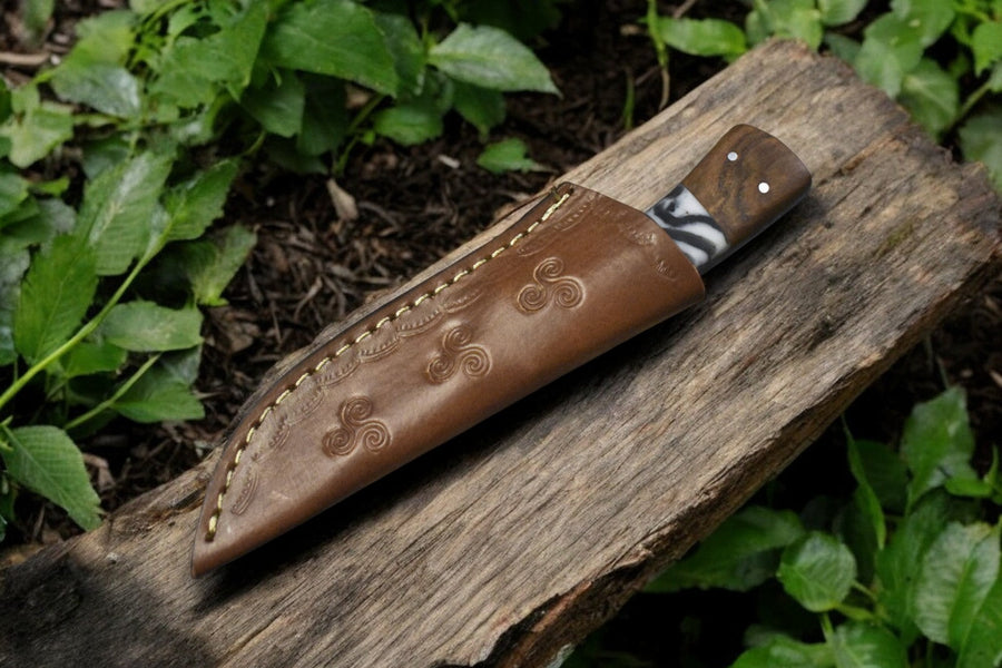 Handmade Damascus Steel Skinning Knife with Rosewood Handle