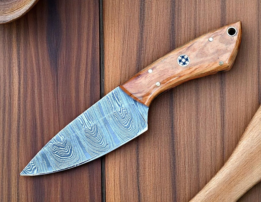 Handmade Damascus Skinning Hunting Knife with Sheath