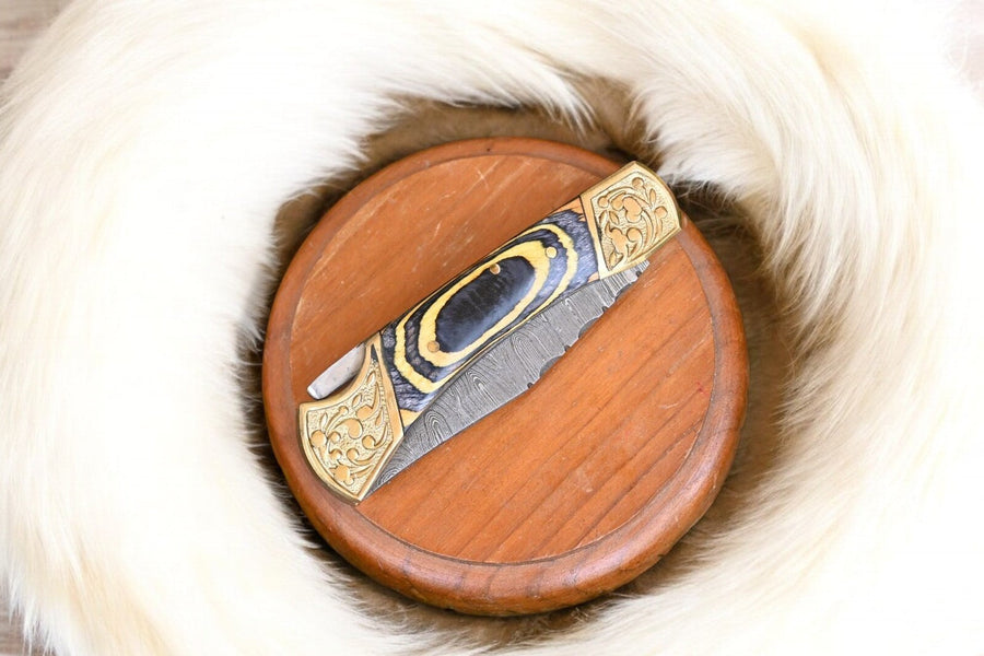 Handmade Damascus Folding Knife – Exotic Wood Handle