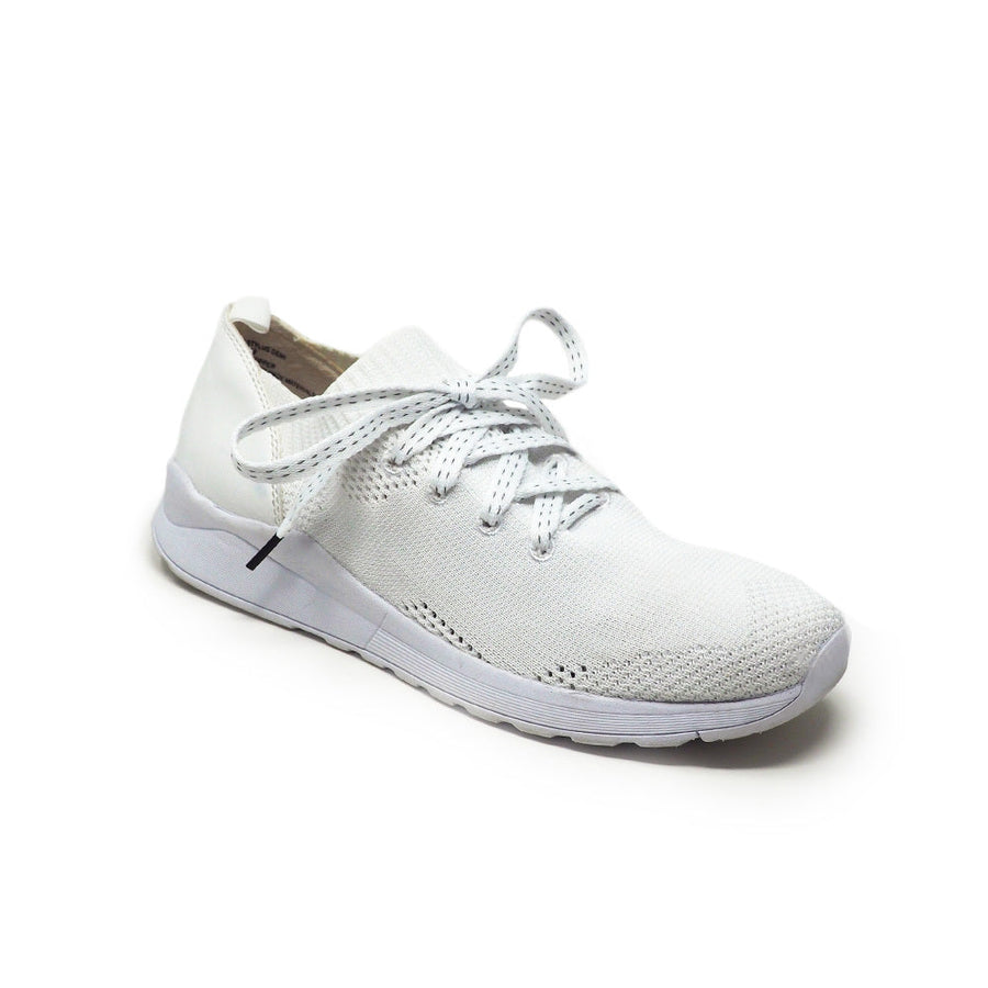 White reflective shoelaces laced into a light gray running shoe