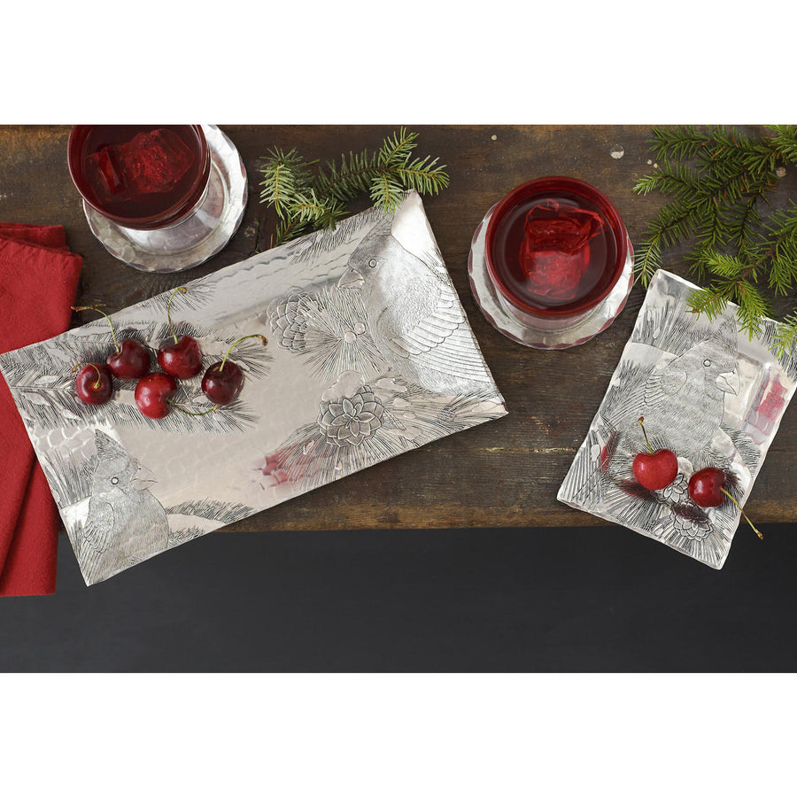 Styled display featuring Winter Cardinal Small Horizon Server